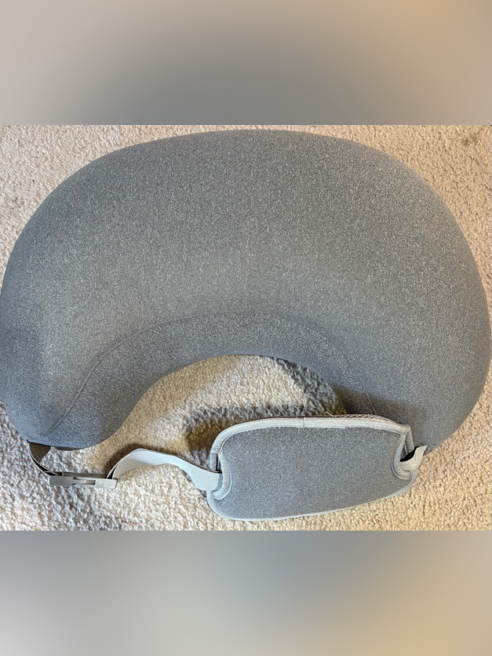 Frida Mom Adjustable Feeding Pillow